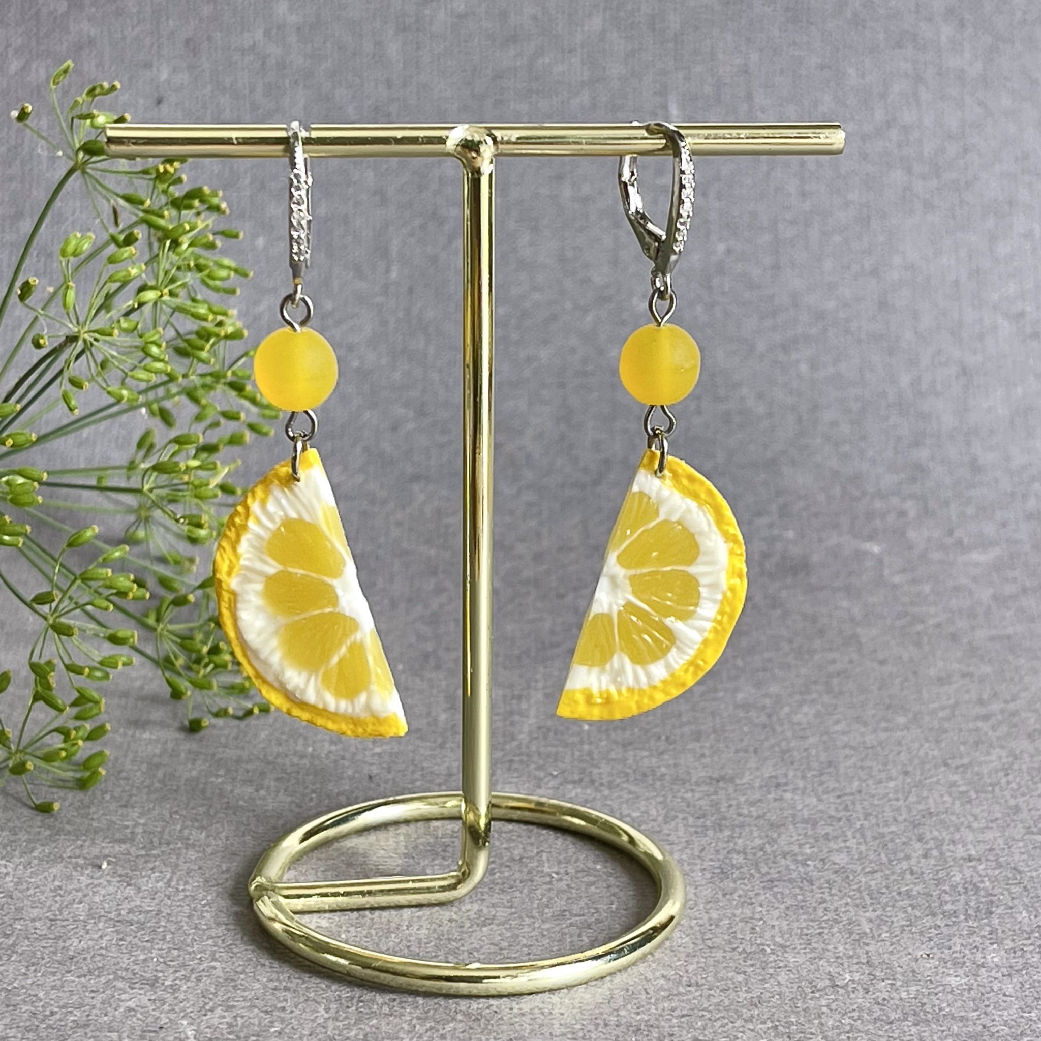 Lemon earrings, lemon slice earrings, citrus dangle jewelry, funny jewelry, lemon slice jewelry, Fruit earrings, Lemon Statement jewelry
