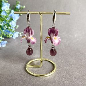 Purple iris flower polymer clay earrings, Flower jewelry, polymer clay earrings, Purple long Dangle earrings, Iris jewelry