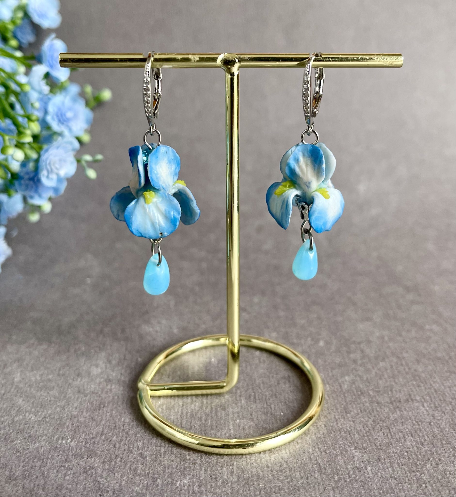 Blue iris flower polymer clay earrings, Flower jewelry, polymer clay earrings, Blue long Dangle earrings, Iris jewelry